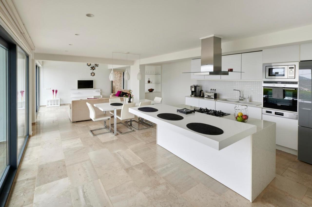 Luxus Villa Skyla Mit 5 Schlafzimmern & Meer-Blick كاس المظهر الخارجي الصورة