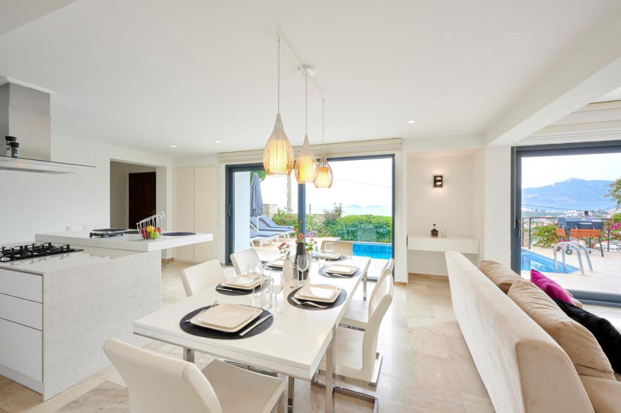 Luxus Villa Skyla Mit 5 Schlafzimmern & Meer-Blick كاس المظهر الخارجي الصورة