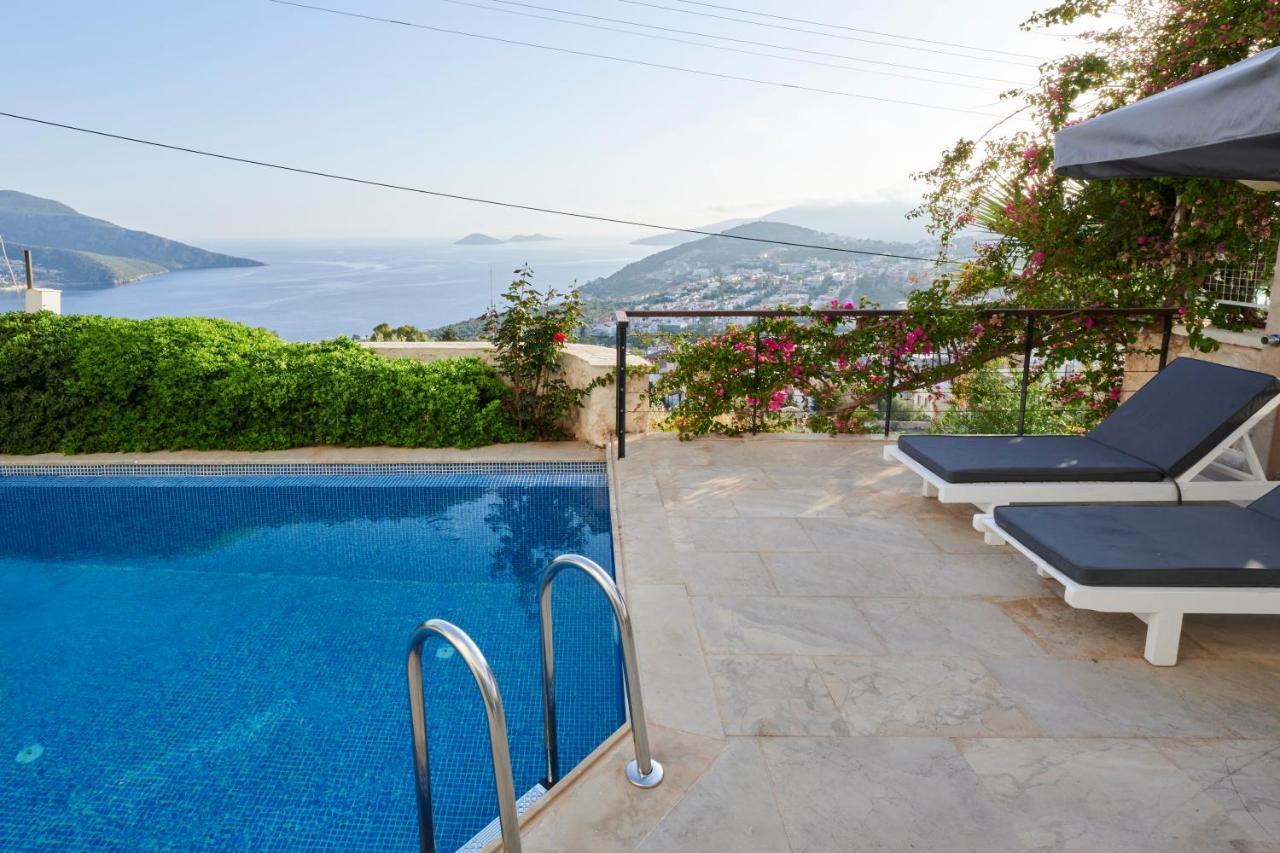 Luxus Villa Skyla Mit 5 Schlafzimmern & Meer-Blick كاس المظهر الخارجي الصورة